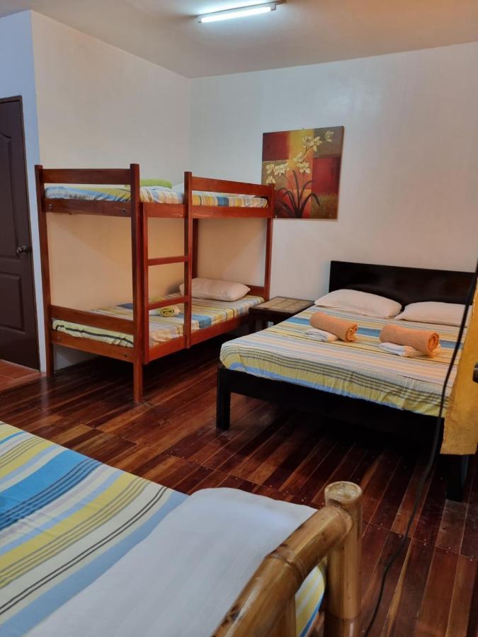 Southpoint Hostel モアルボアル エクステリア 写真